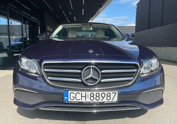 Mercedes-Benz Klasa E cena 132900 przebieg: 57900, rok produkcji 2019 z Chojnice małe 172